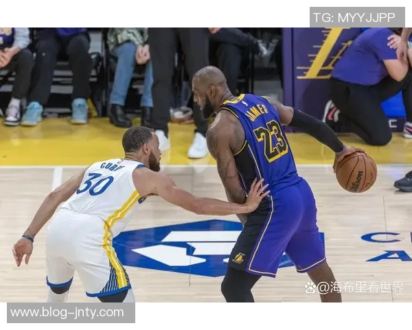 科内特高效表现尽显实力12投10中砍下23分8板3助5帽无失误 科内特高效表现尽显实力12投10中砍下23分8板3助5帽无失误