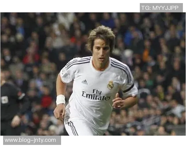 阿斯报赞扬多库表现如魔鬼般折磨皇马防线让后卫们苦不堪言 阿斯报赞扬多库表现如魔鬼般折磨皇马防线让后卫们苦不堪言