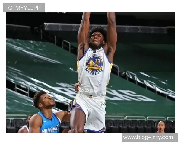 怀斯曼表现稳定2投2中贡献5分4板2助1帽失误略显偏多 怀斯曼表现稳定2投2中贡献5分4板2助1帽失误略显偏多